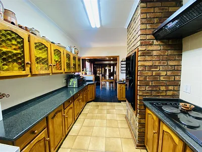3 Bedroom House For Sale in Brakpan - i28T.webp