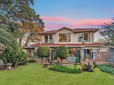3 Bedroom House For Sale in Roodepoort - iCvI.webp