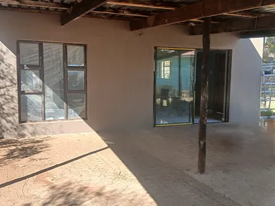 2 Bedroom Apartment To Rent in Heidelberg - fb4a.webp