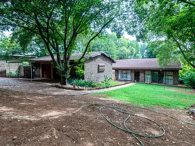 4 Bedroom House For Sale in Pretoria - 19UJ.webp