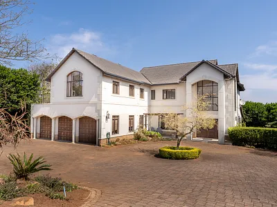 5 Bedroom House For Sale in Hillcrest - CAHa.webp