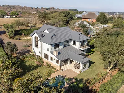 5 Bedroom Townhouse For Sale in Hillcrest - UjbL.webp