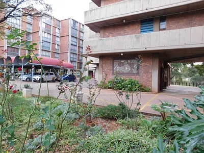 2 Bedroom Apartment For Sale in Pretoria - ifs2.webp