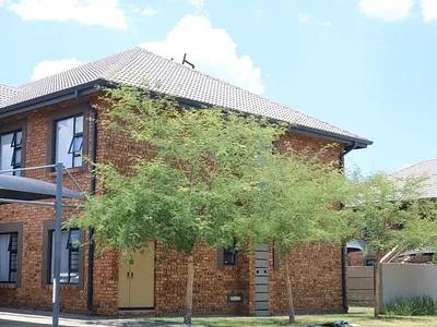3 Bedroom Townhouse For Sale in Boksburg - yfDE.webp