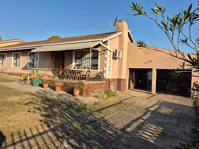 4 Bedroom House For Sale in Pietermaritzburg - hbaE.webp