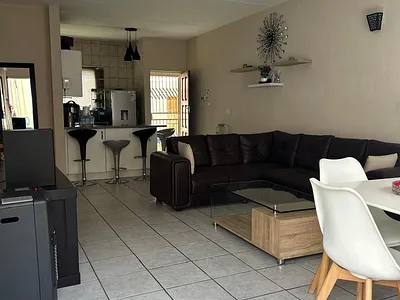 2 Bedroom Apartment For Sale in Boksburg - 2s2j.webp