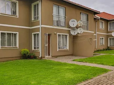 2 Bedroom Apartment For Sale in Boksburg - Kgu0.webp