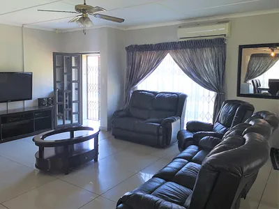 4 Bedroom House For Sale in Richards Bay - IrZ3.webp