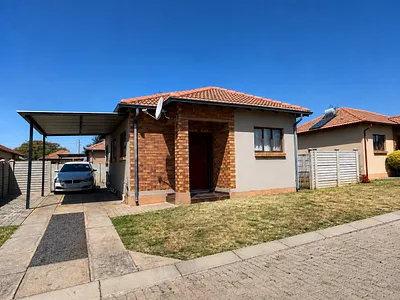 3 Bedroom House To Rent in Rustenburg - img