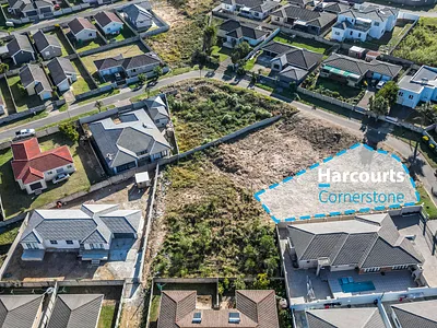 Vacant Land For Sale in East London - 8dr8.webp