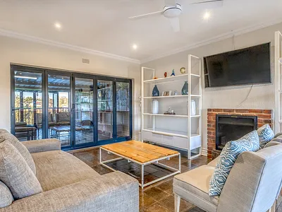 3 Bedroom House For Sale in Roodepoort - VKOw.webp