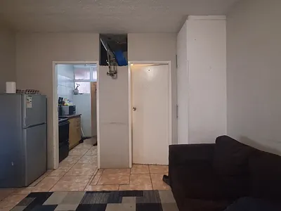 1 Bedroom Apartment For Sale in Pretoria - GXrp.webp