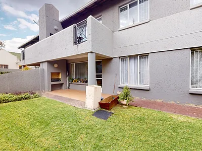 3 Bedroom Townhouse For Sale in Germiston - q7p3.webp