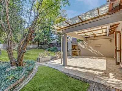 2 Bedroom Townhouse For Sale in Sandton - qfiw.webp