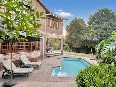 3 Bedroom House For Sale in Hillcrest - 26OF.webp