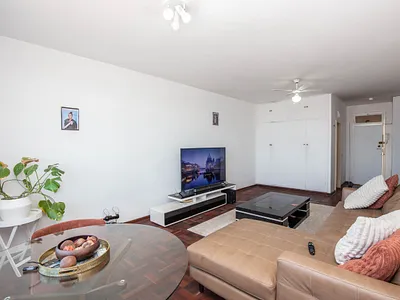 2 Bedroom Apartment For Sale in Durban - d2YE.webp