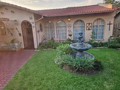 3 Bedroom House For Sale in Brakpan - hY2g.webp