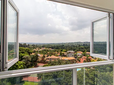2 Bedroom Apartment For Sale in Bedfordview - ZLB7.webp