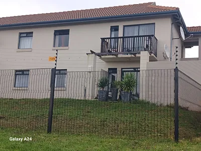 2 Bedroom Apartment For Sale in East London - x0g5.webp