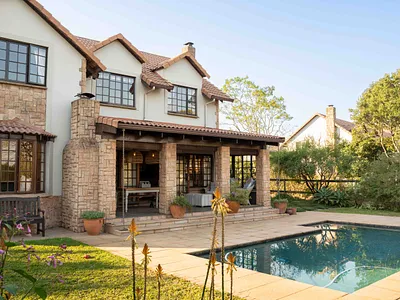 3 Bedroom Townhouse For Sale in Hillcrest - 1xc5.webp