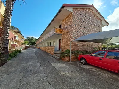 2 Bedroom Townhouse For Sale in Uitenhage - Rlyr.webp