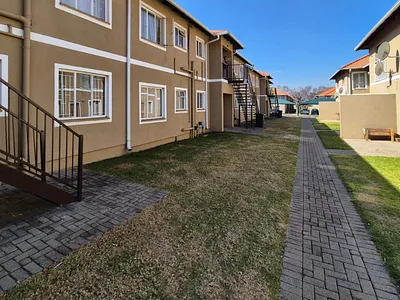 2 Bedroom Townhouse For Sale in Boksburg - Fn3r.webp