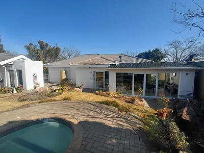 3 Bedroom House For Sale in Parys - Q5hS.webp
