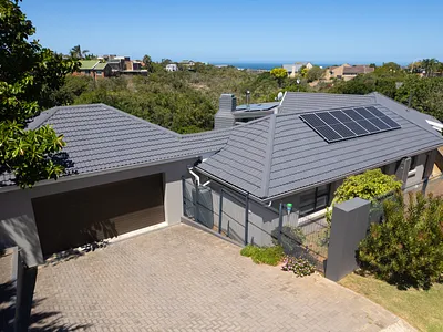 3 Bedroom House For Sale in Jeffreys Bay - 7ZRk.webp