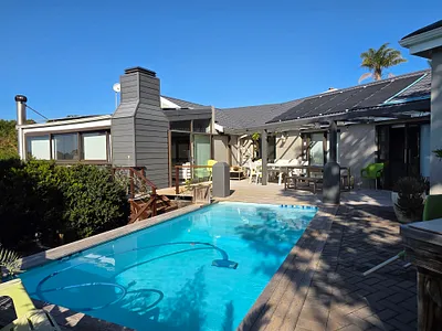 3 Bedroom House For Sale in Jeffreys Bay - Hp5k.webp