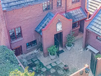 4 Bedroom Townhouse For Sale in Pretoria - euJj.webp
