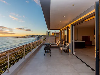 7 Bedroom House For Sale in Langebaan - 4wjs.webp