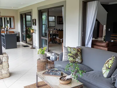 3 Bedroom Townhouse For Sale in Umhlanga - Qbll.webp