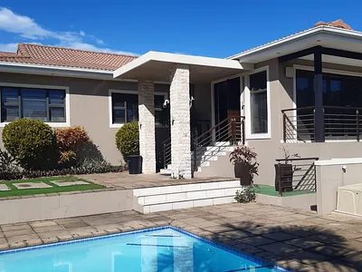 3 Bedroom House To Rent in Amanzimtoti - OPq8.webp