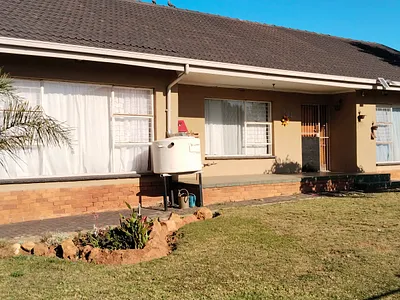 4 Bedroom House For Sale in Heidelberg - DzPM.webp