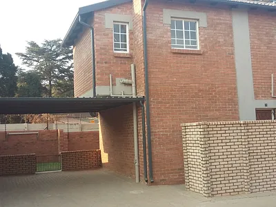 2 Bedroom Townhouse For Sale in Centurion - 20mq.webp