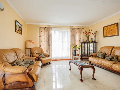 4 Bedroom House For Sale in Mitchells Plain - xCgY.webp