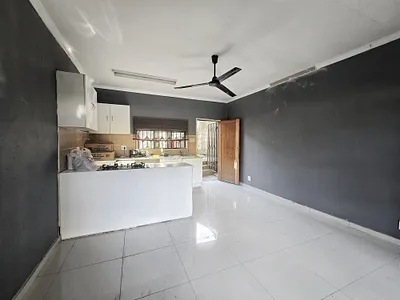 1 Bedroom Apartment To Rent in Mtubatuba - un46.webp