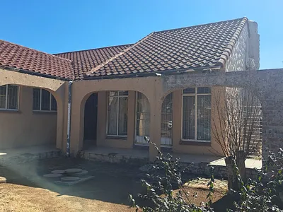 13 Bedroom House For Sale in Vanderbijlpark - sgsb.webp