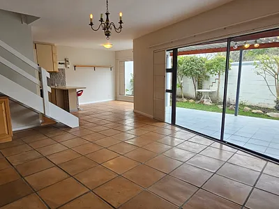 2 Bedroom Apartment To Rent in Stellenbosch - 8wl4.webp