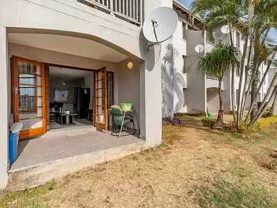 1 Bedroom Apartment For Sale in Pinetown - IazN.webp