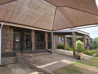 3 Bedroom House For Sale in Jeffreys Bay - ASrj.webp