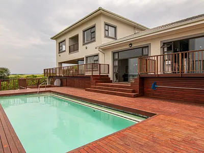 6 Bedroom House For Sale in Mandeni - 8dKy.webp