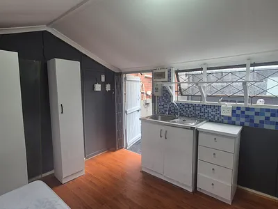 1 Bedroom House To Rent in Durban - MtpA.webp