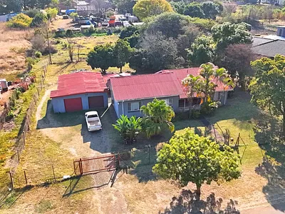 3 Bedroom House For Sale in Louis Trichardt - pFbH.webp