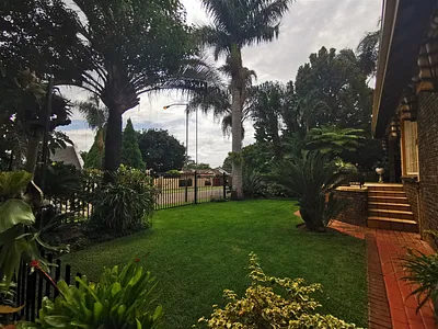 5 Bedroom House For Sale in Pretoria - wPdX.webp