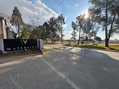 2 Bedroom Townhouse For Sale in Benoni - z6Vn.webp