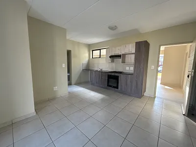 1 Bedroom Townhouse For Sale in Benoni - wXOg.webp