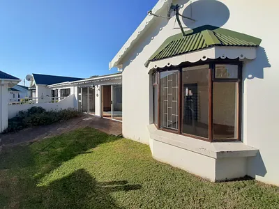 2 Bedroom House For Sale in Port Alfred - l5vu.webp
