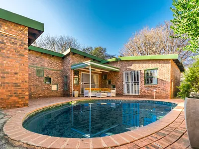 3 Bedroom House For Sale in Centurion - PNHm.webp