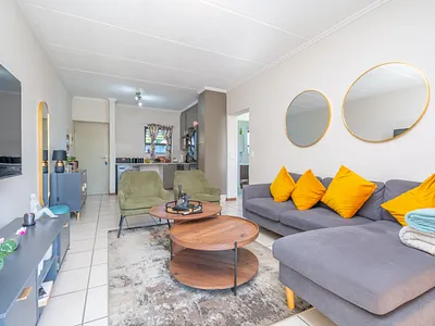 1 Bedroom Apartment For Sale in Sandton - BdES.webp